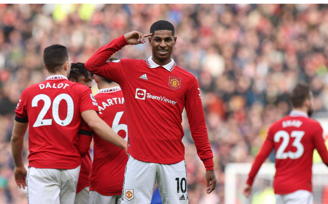 杜库雷与休 杜库雷与休