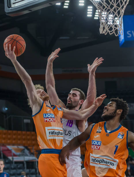 这两场比赛 这两场比赛